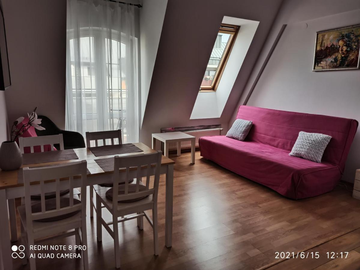 4 Zagle Apartment